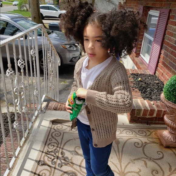 Meet your Posher, Fefe - Picture 4 of 6